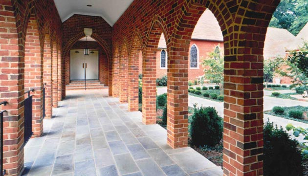 new colonnade to sanctuary